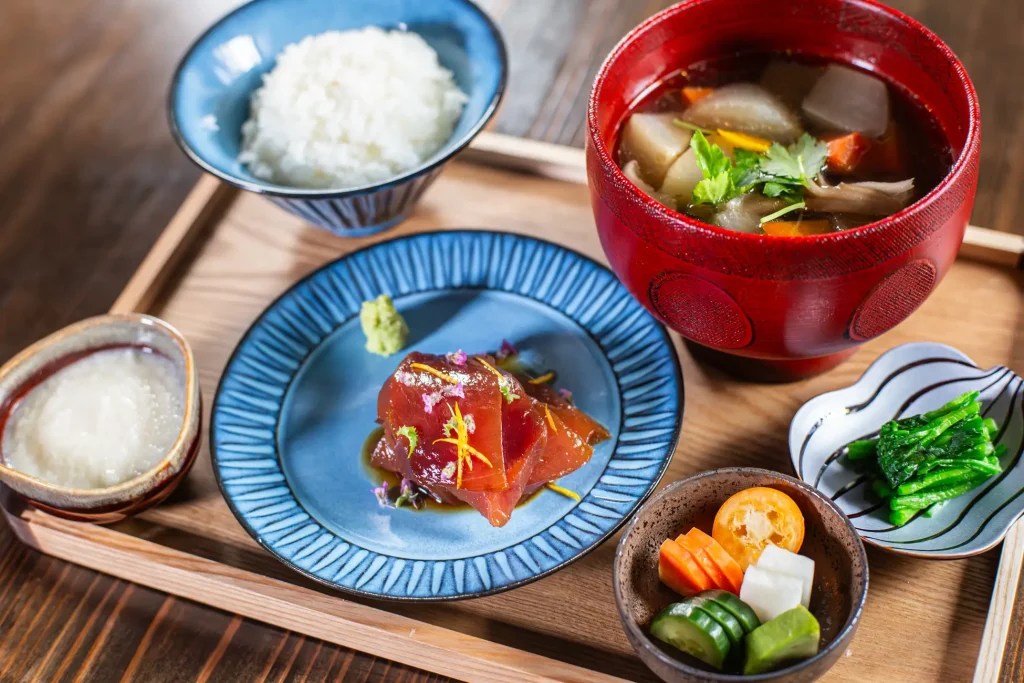 真ッ赤ナマグロ漬定食